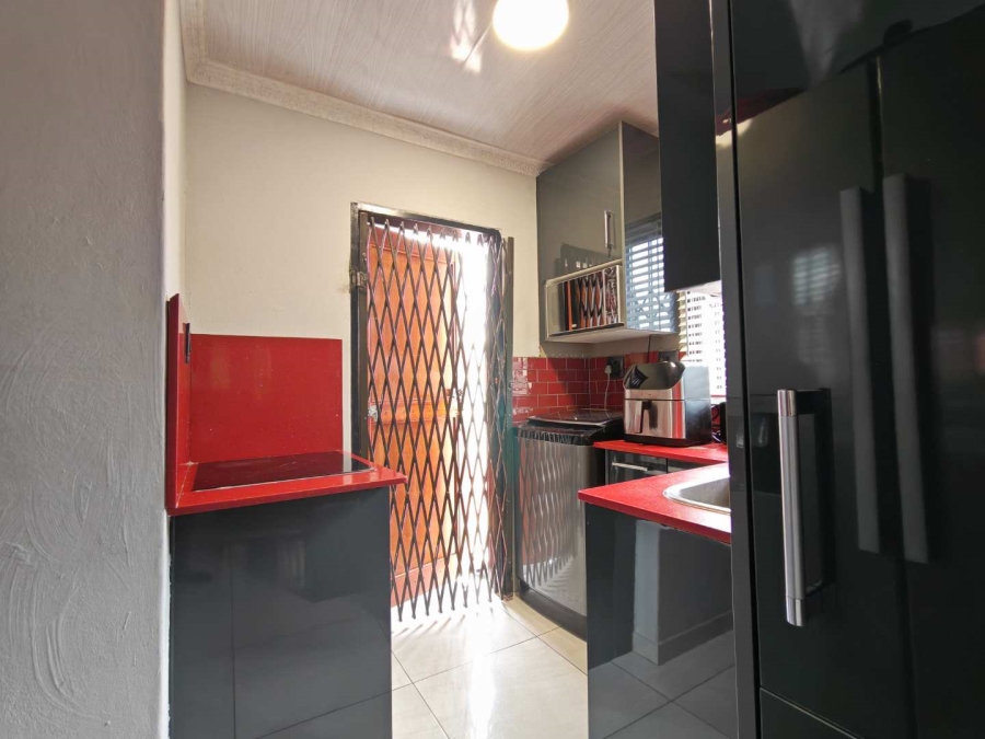 6 Bedroom Property for Sale in Cosmo City Gauteng