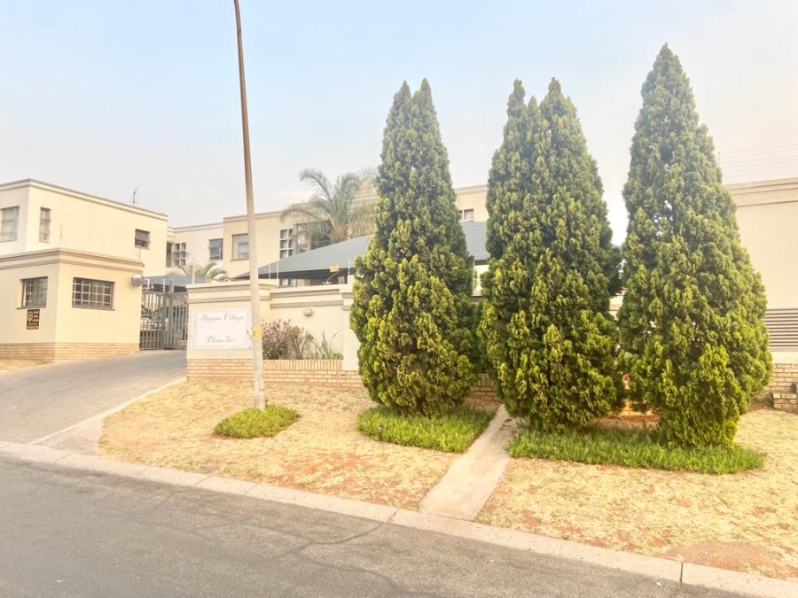 To Let 2 Bedroom Property for Rent in Elandshaven Gauteng