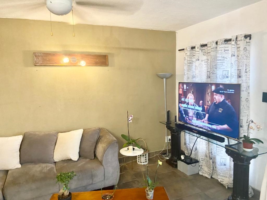 To Let 2 Bedroom Property for Rent in Elandshaven Gauteng