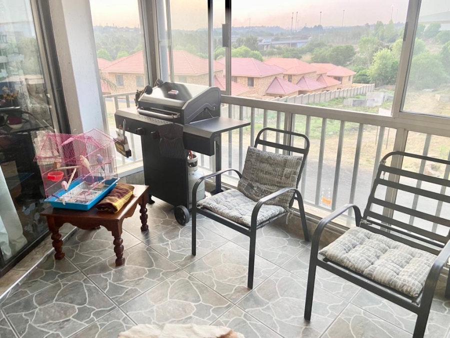 To Let 2 Bedroom Property for Rent in Elandshaven Gauteng