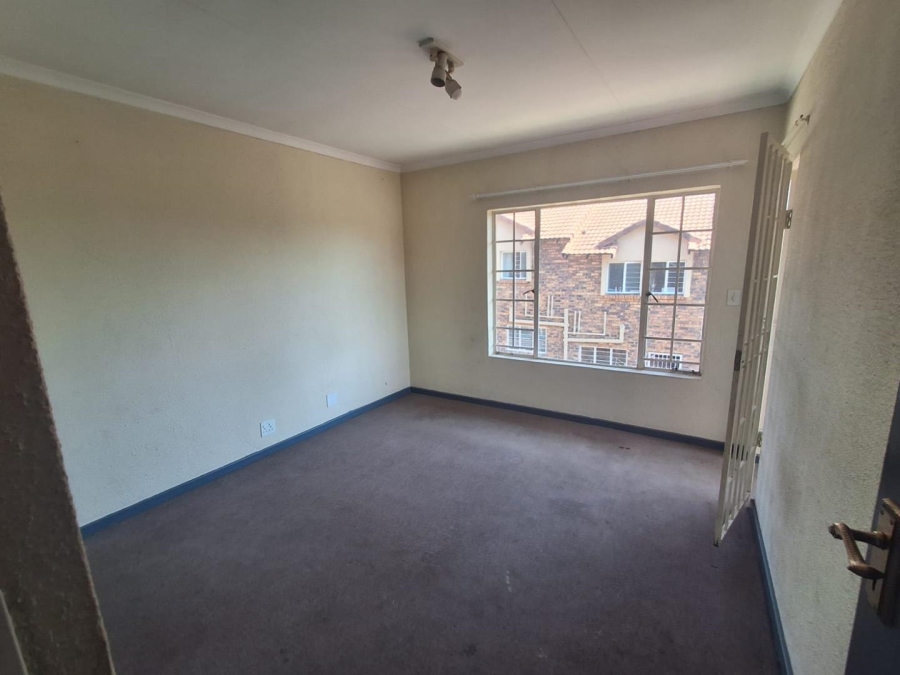 3 Bedroom Property for Sale in Glenvista Gauteng