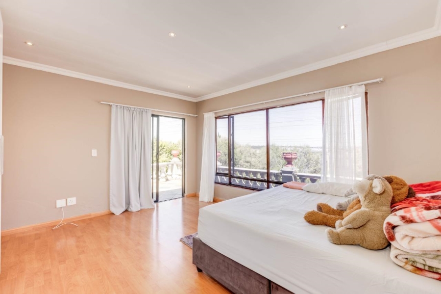 To Let 3 Bedroom Property for Rent in Fourways Gauteng