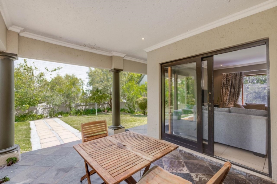 To Let 3 Bedroom Property for Rent in Fourways Gauteng