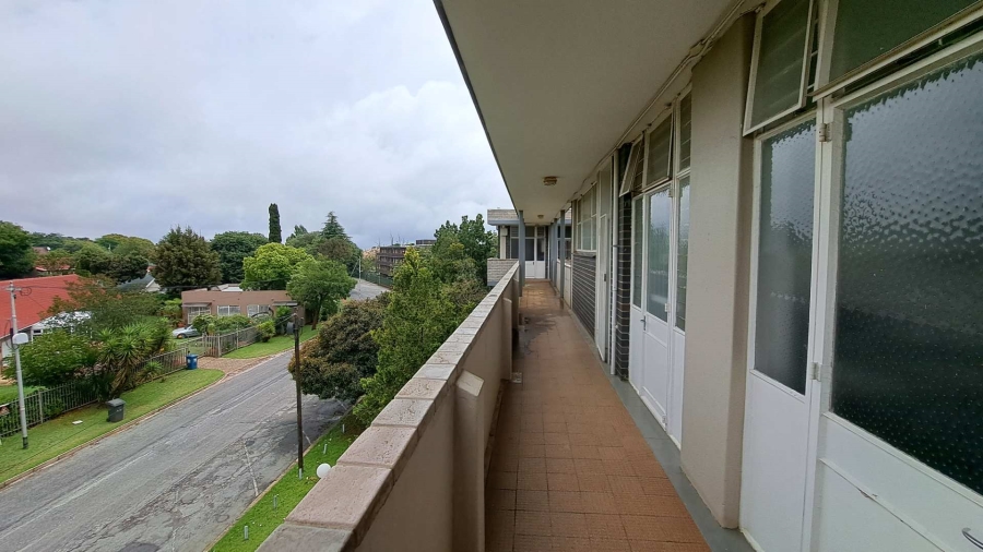 To Let 2 Bedroom Property for Rent in Honeyhills Gauteng