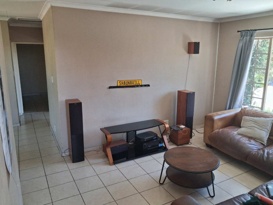 2 Bedroom Property for Sale in Willow Park Manor Gauteng