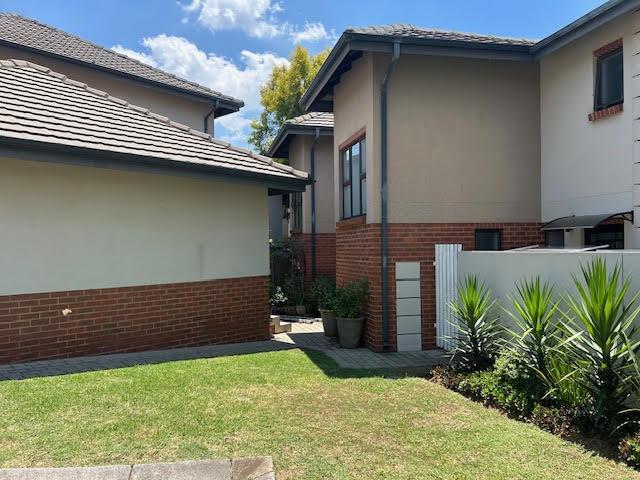 3 Bedroom Property for Sale in Fourways Gauteng