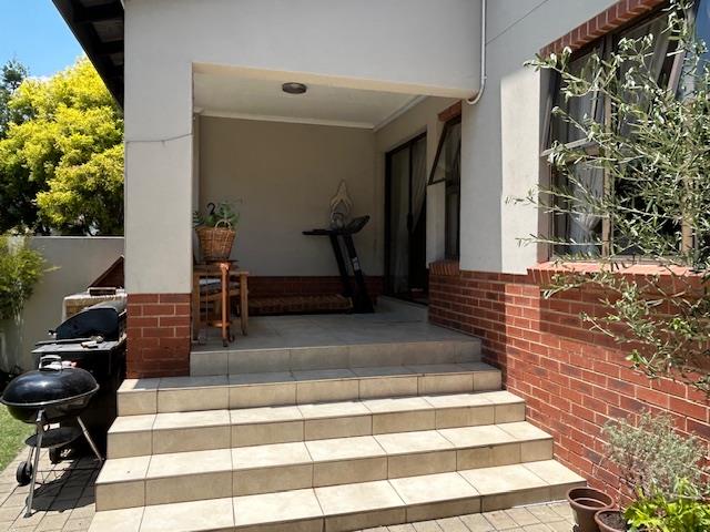 3 Bedroom Property for Sale in Fourways Gauteng