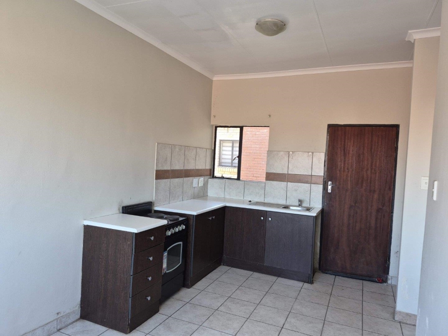 1 Bedroom Property for Sale in Kempton Park Central Gauteng