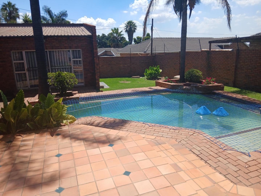 4 Bedroom Property for Sale in Terenure Gauteng