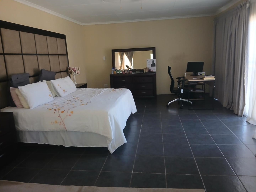 4 Bedroom Property for Sale in Terenure Gauteng