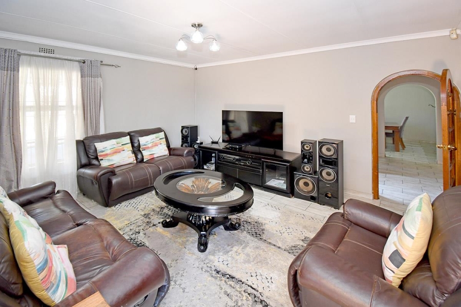 4 Bedroom Property for Sale in Terenure Gauteng