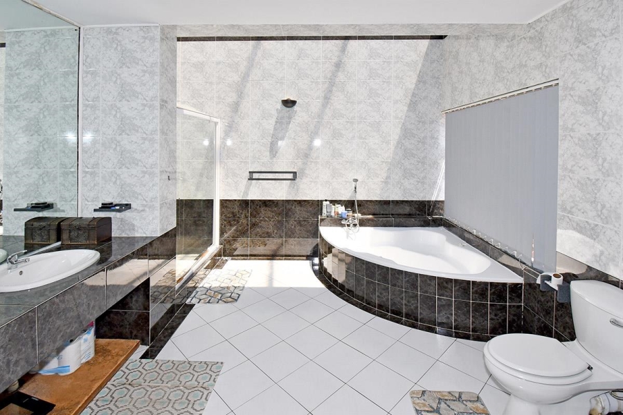 4 Bedroom Property for Sale in Terenure Gauteng