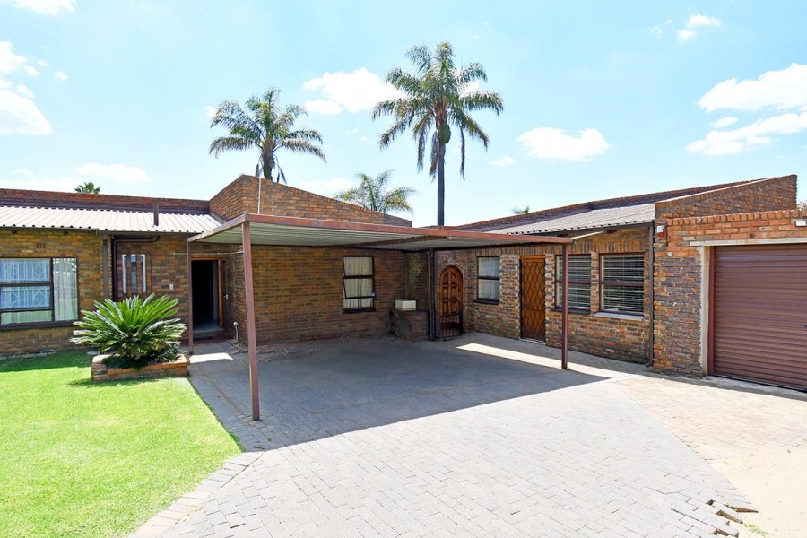 4 Bedroom Property for Sale in Terenure Gauteng