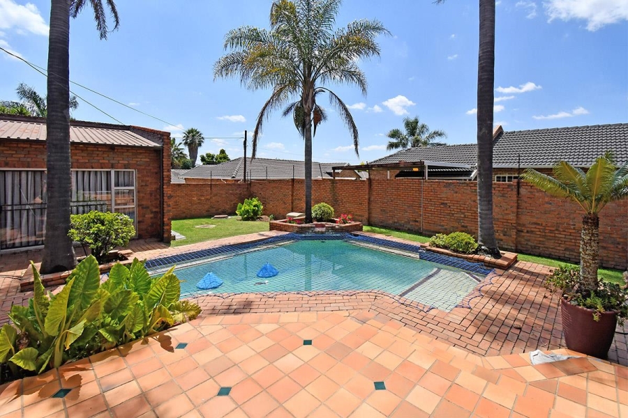 4 Bedroom Property for Sale in Terenure Gauteng
