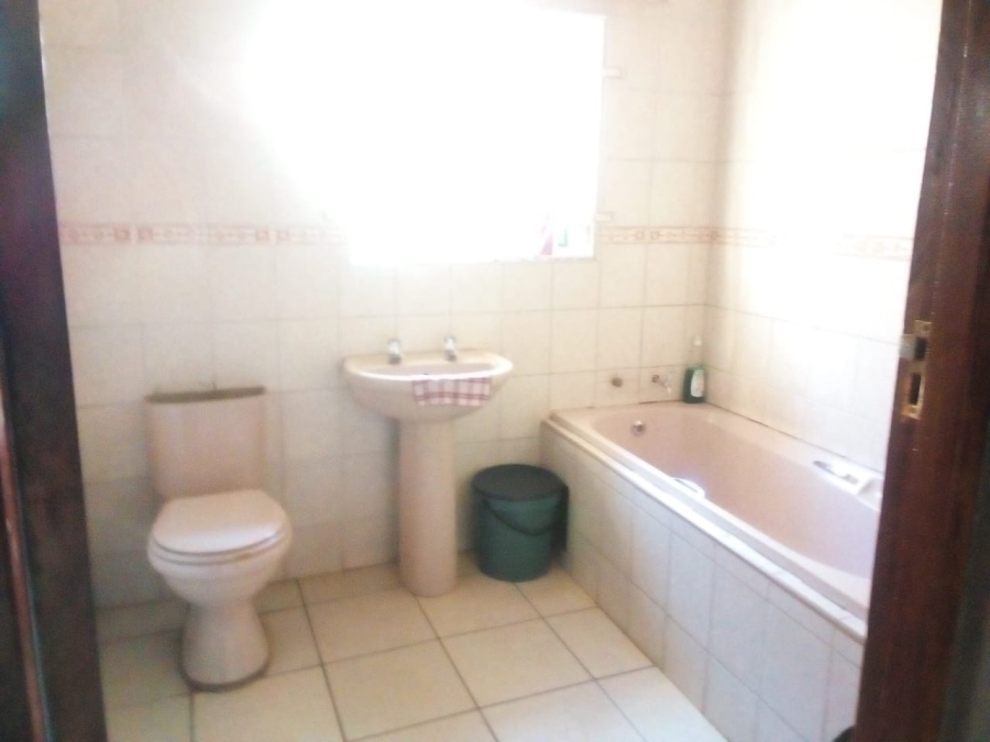 0 Bedroom Property for Sale in Rhodesfield Gauteng