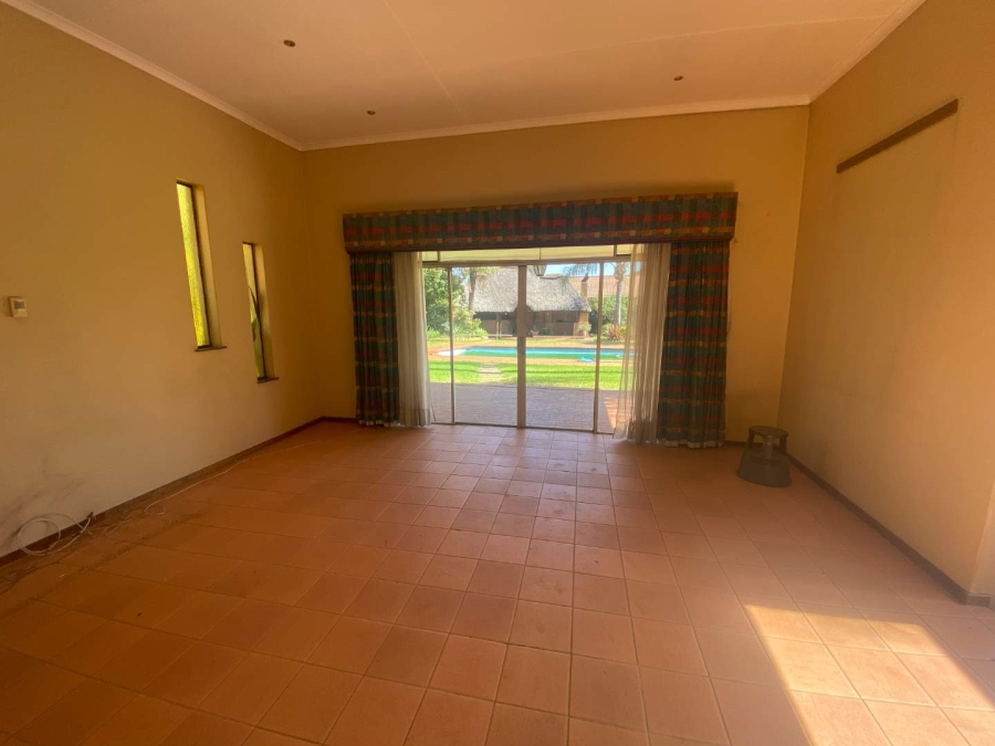 4 Bedroom Property for Sale in Wierdapark Gauteng