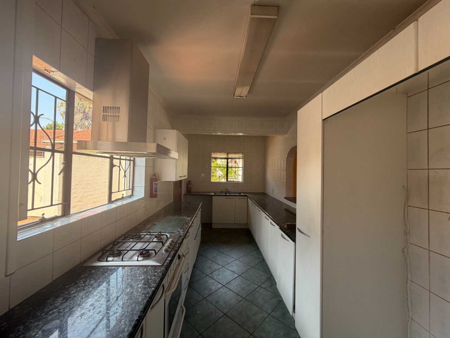 4 Bedroom Property for Sale in Wierdapark Gauteng