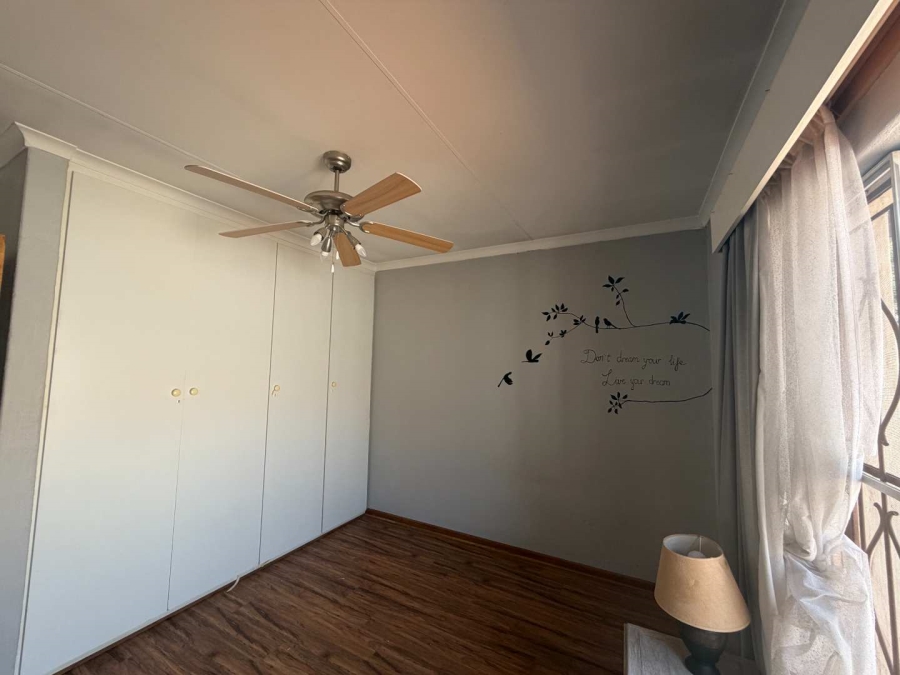 4 Bedroom Property for Sale in Wierdapark Gauteng