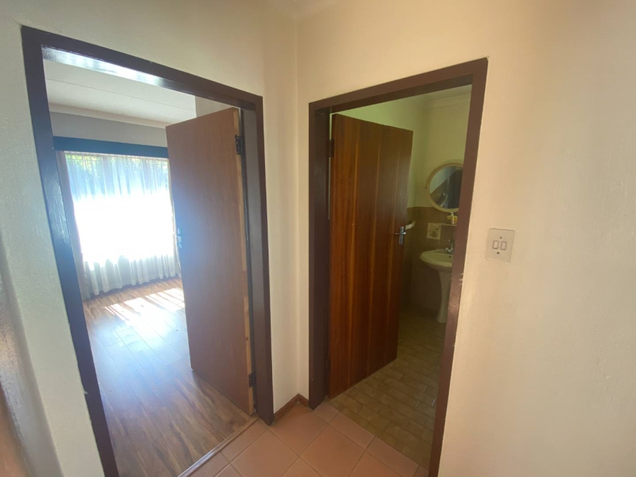 4 Bedroom Property for Sale in Wierdapark Gauteng