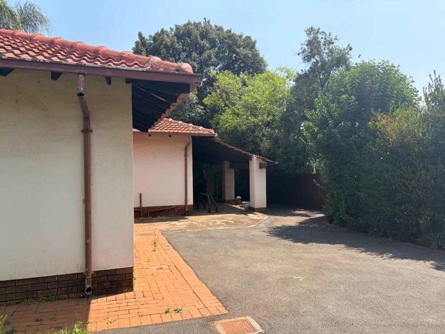 4 Bedroom Property for Sale in Wierdapark Gauteng