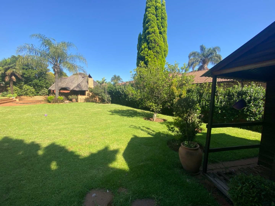 4 Bedroom Property for Sale in Wierdapark Gauteng
