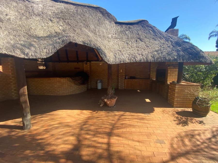 4 Bedroom Property for Sale in Wierdapark Gauteng