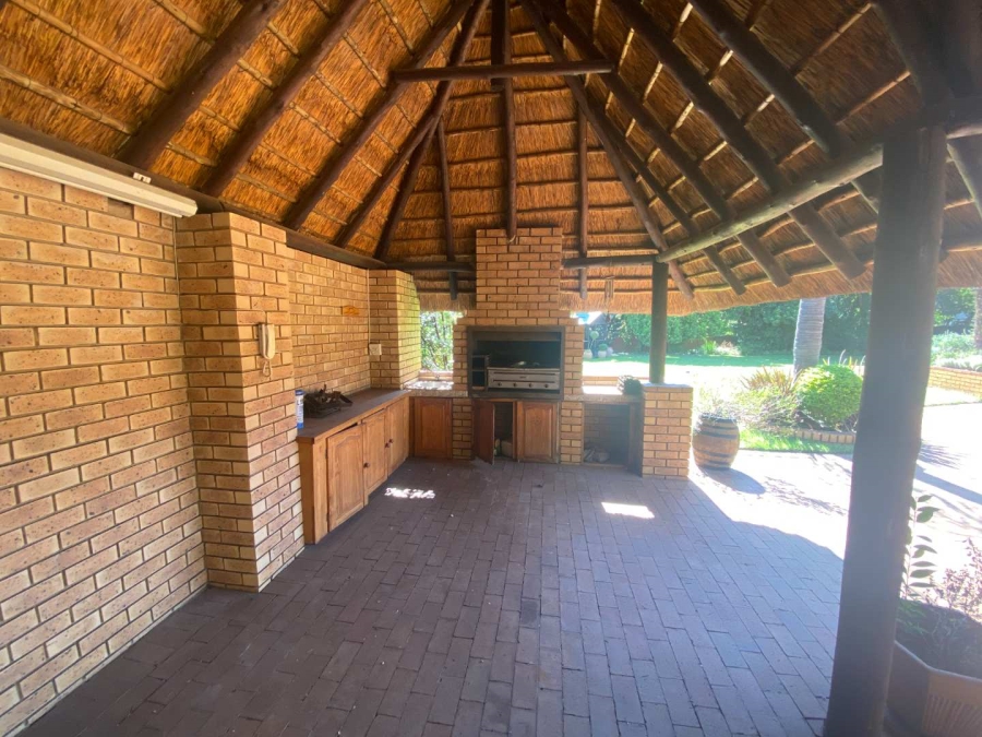 4 Bedroom Property for Sale in Wierdapark Gauteng