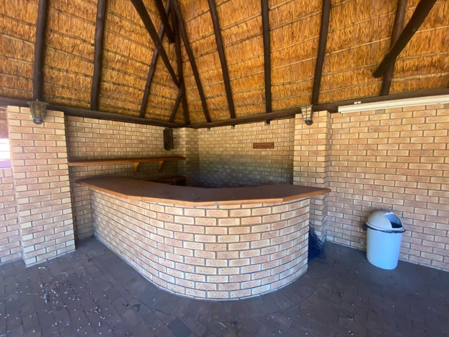 4 Bedroom Property for Sale in Wierdapark Gauteng