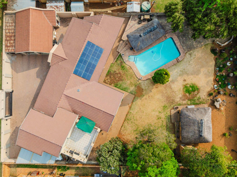 5 Bedroom Property for Sale in Brackenhurst Gauteng