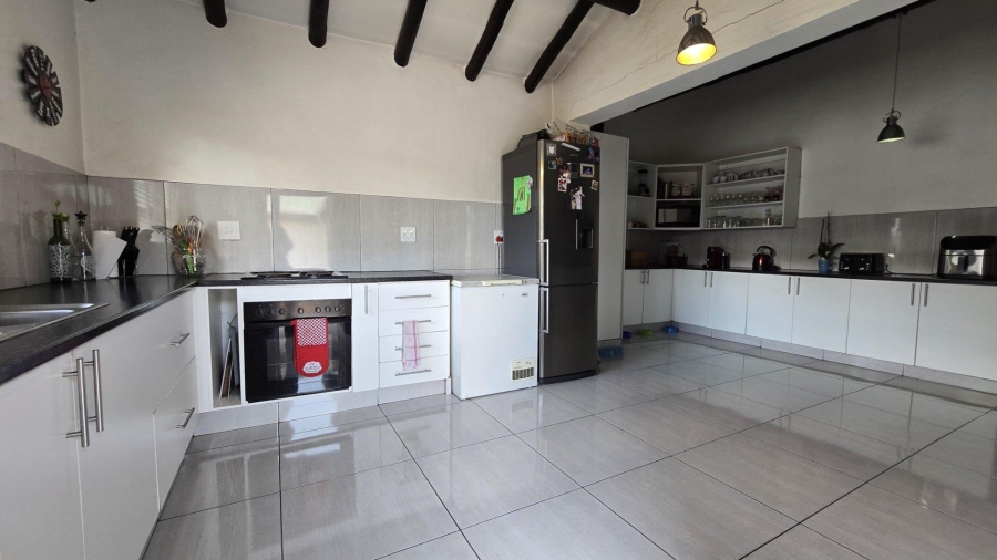 4 Bedroom Property for Sale in Verwoerdpark Gauteng