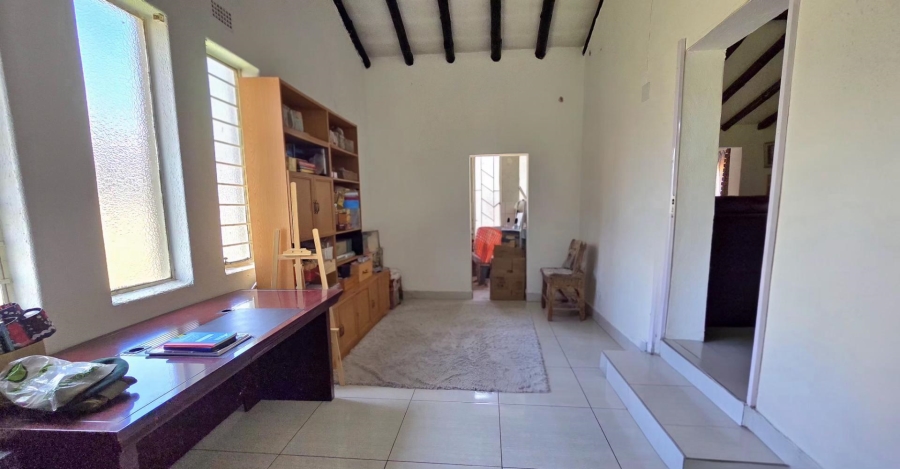 4 Bedroom Property for Sale in Verwoerdpark Gauteng