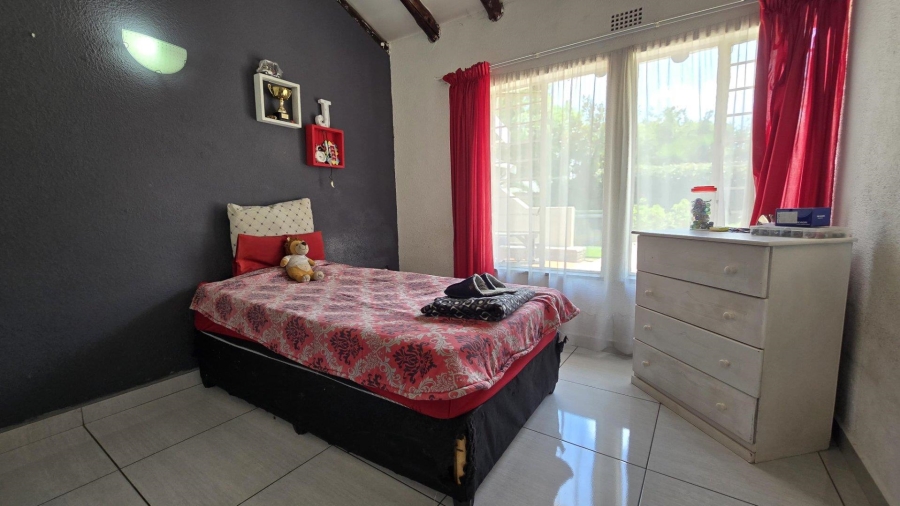 4 Bedroom Property for Sale in Verwoerdpark Gauteng