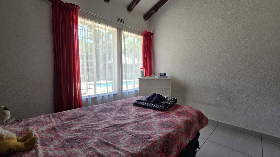 4 Bedroom Property for Sale in Verwoerdpark Gauteng