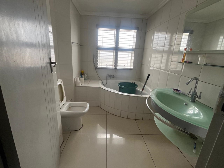 3 Bedroom Property for Sale in Bassonia Gauteng