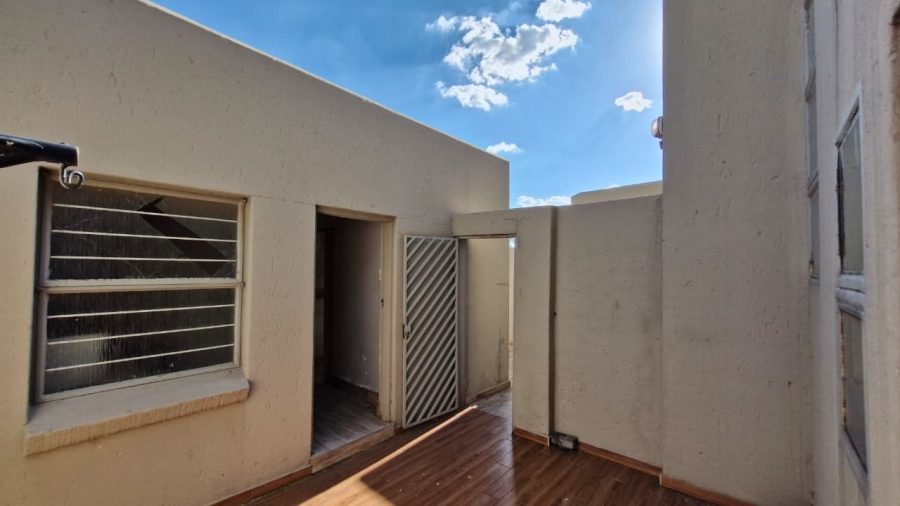 3 Bedroom Property for Sale in Bassonia Gauteng