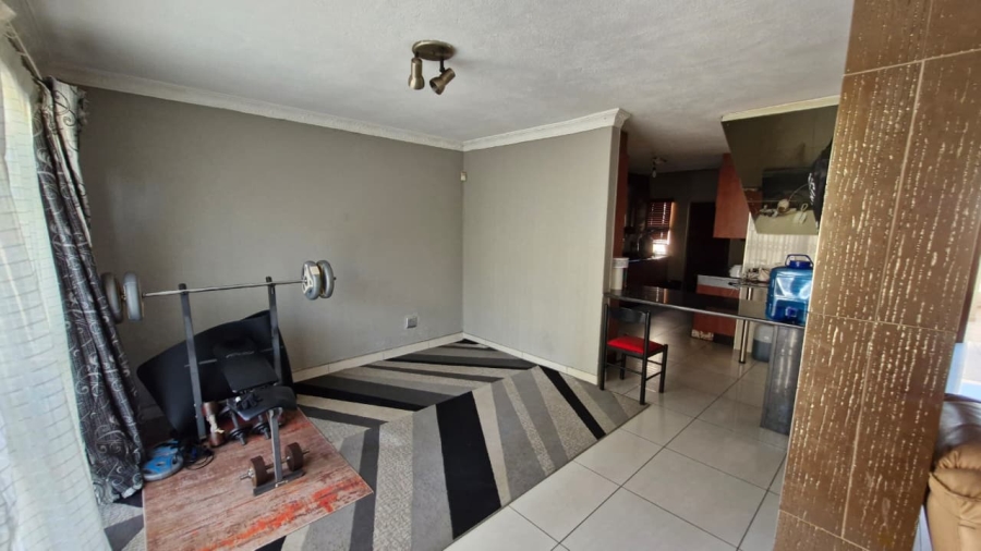 3 Bedroom Property for Sale in Bassonia Gauteng