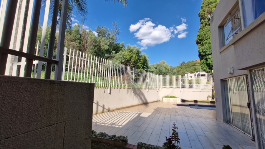 3 Bedroom Property for Sale in Bassonia Gauteng