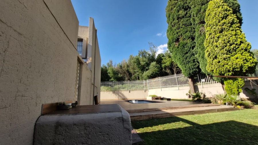 3 Bedroom Property for Sale in Bassonia Gauteng