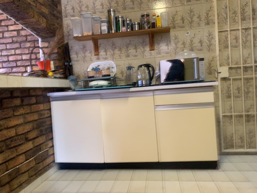 3 Bedroom Property for Sale in Townsview Gauteng