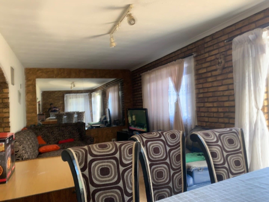 3 Bedroom Property for Sale in Townsview Gauteng