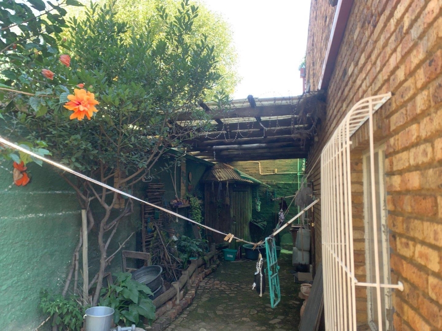 3 Bedroom Property for Sale in Townsview Gauteng