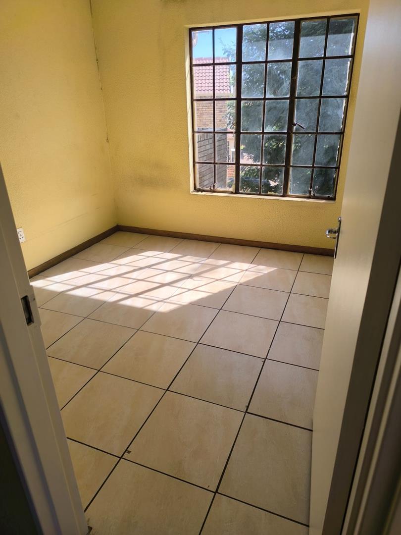 3 Bedroom Property for Sale in Elandspark Gauteng