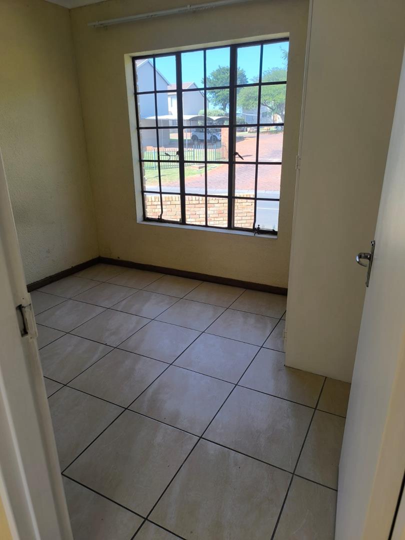 3 Bedroom Property for Sale in Elandspark Gauteng