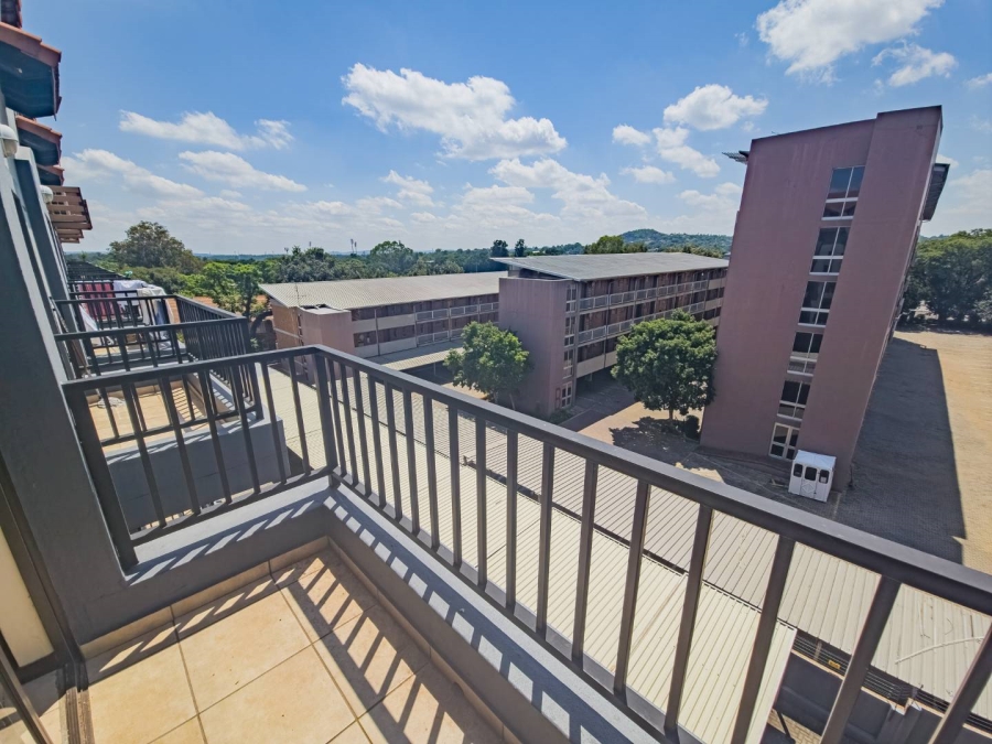 To Let 1 Bedroom Property for Rent in Hillcrest Gauteng