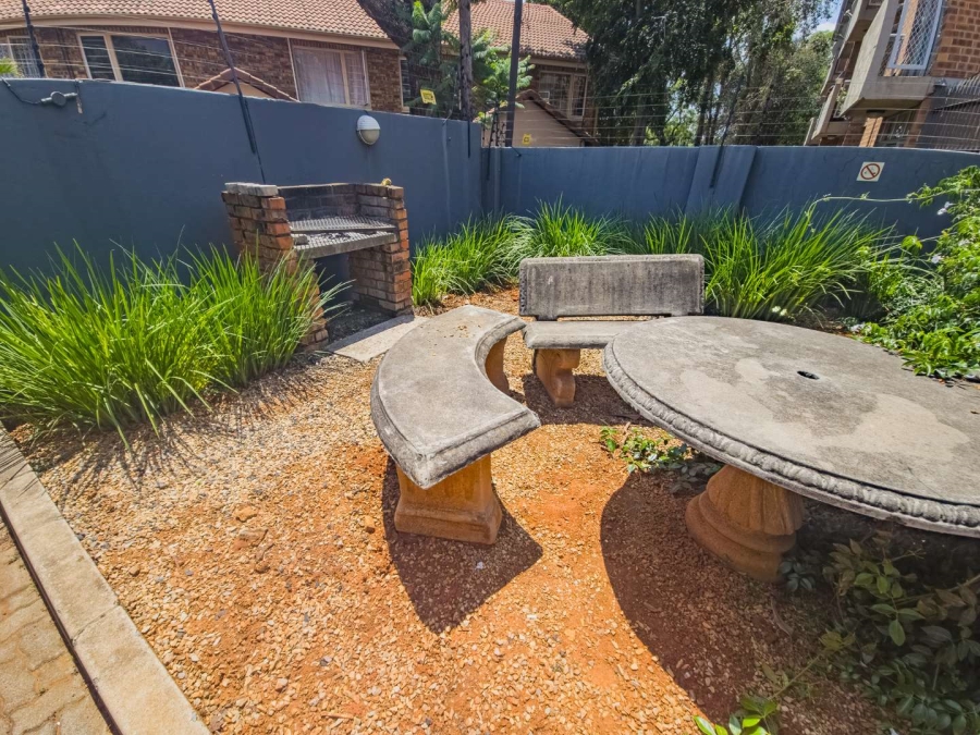 To Let 1 Bedroom Property for Rent in Hillcrest Gauteng