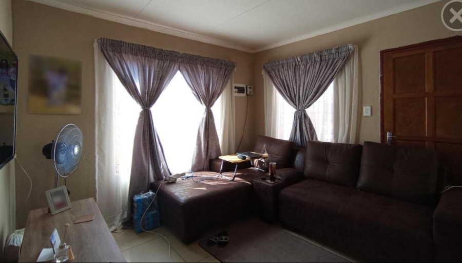 2 Bedroom Property for Sale in Soshanguve East Gauteng