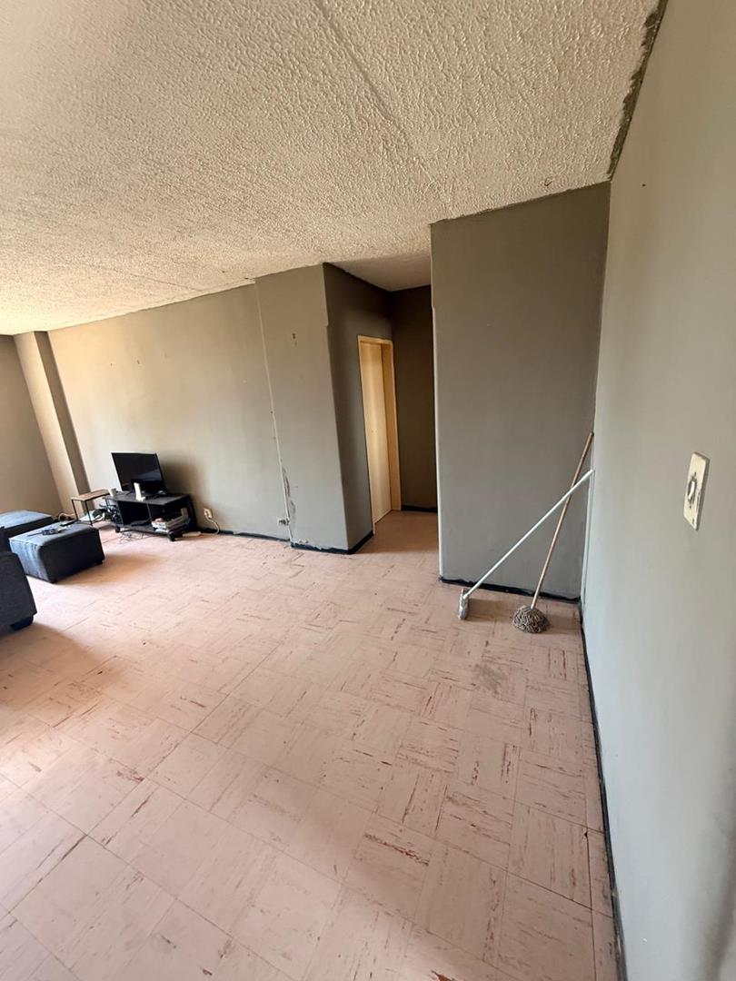 2 Bedroom Property for Sale in Kwaggasrand Gauteng