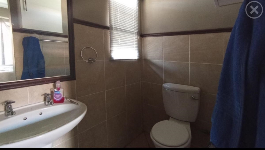 1 Bedroom Property for Sale in The Orchards Gauteng