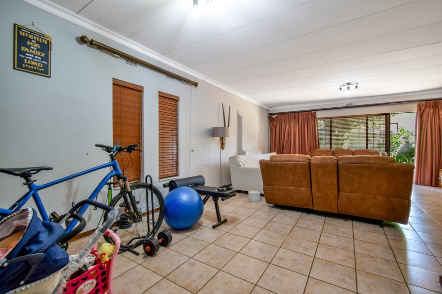 4 Bedroom Property for Sale in Valhalla Gauteng