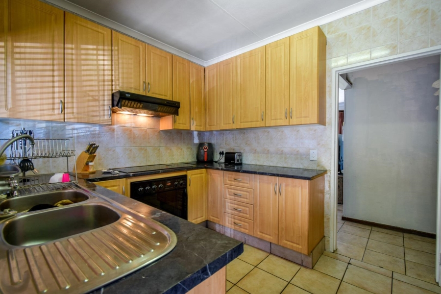 4 Bedroom Property for Sale in Valhalla Gauteng